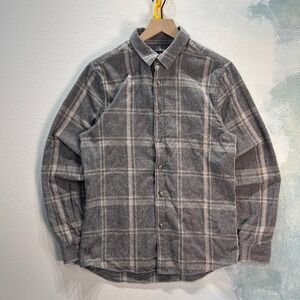Vustra Plaid Flannel Button Down Shirt Men L/S M Grey Organic Cotton Sustainable